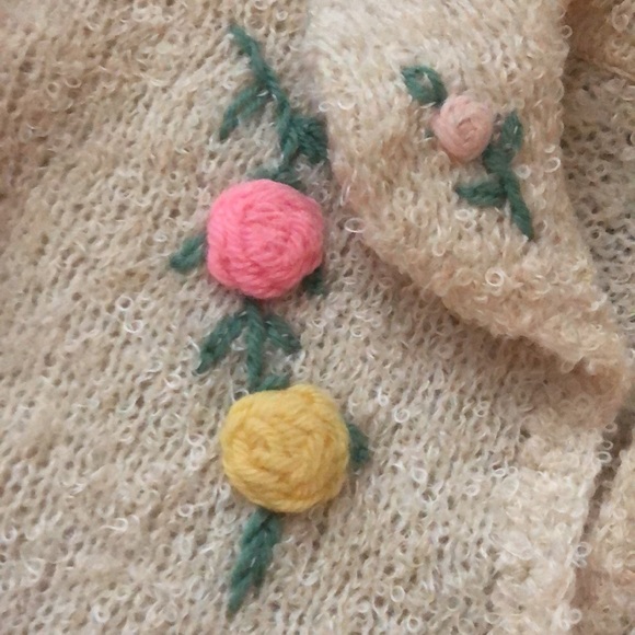 Beautiful Vintage Bullocks Sweater Button Front Cardigan Collar Small Medium S/M - Picture 4 of 9